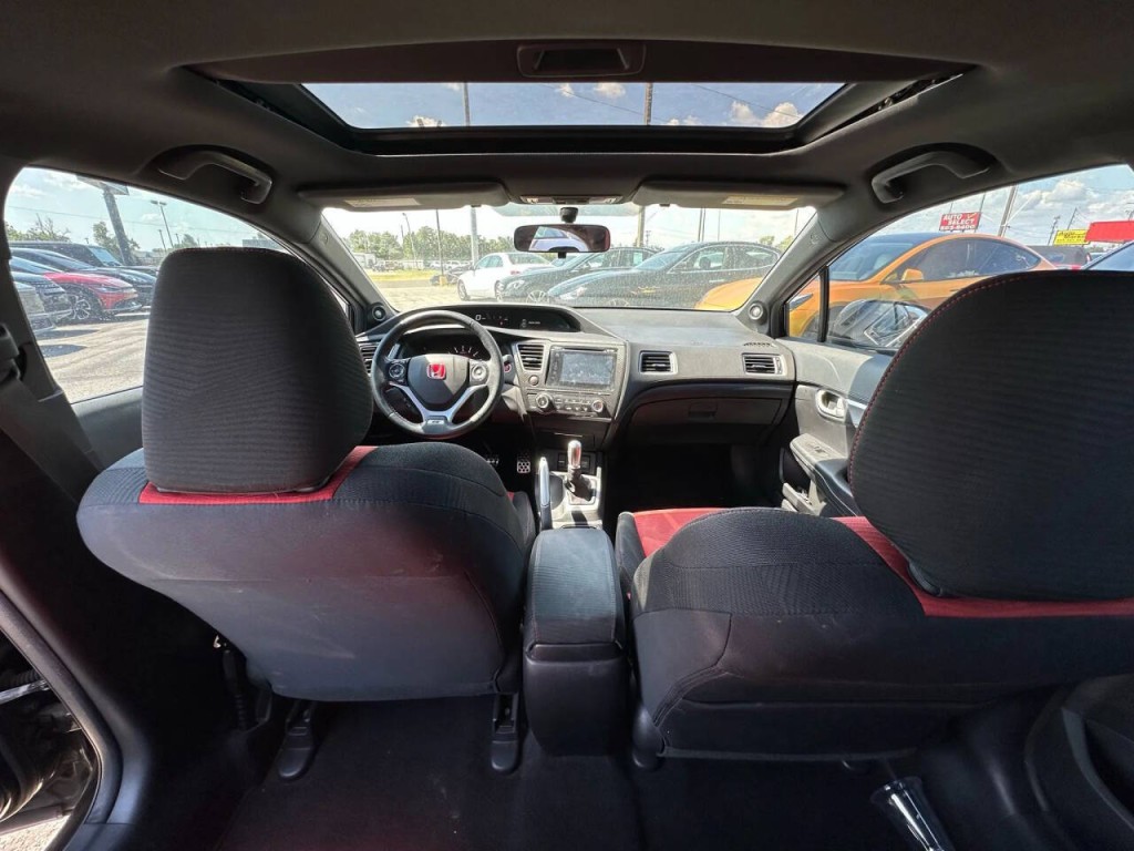 2015 Honda Civic Image 15