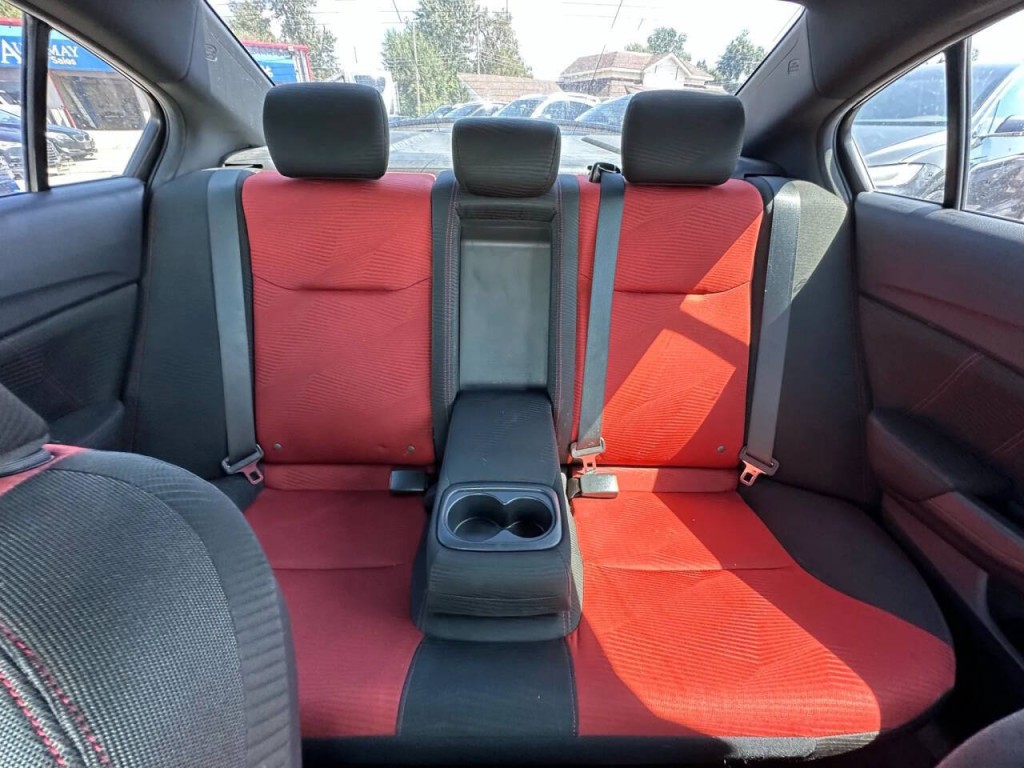 2015 Honda Civic Image 16