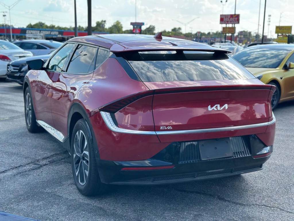 2023 Kia EV6 Image 8