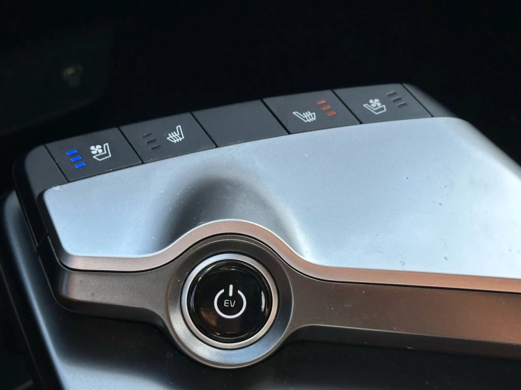 2023 Kia EV6 Image 30