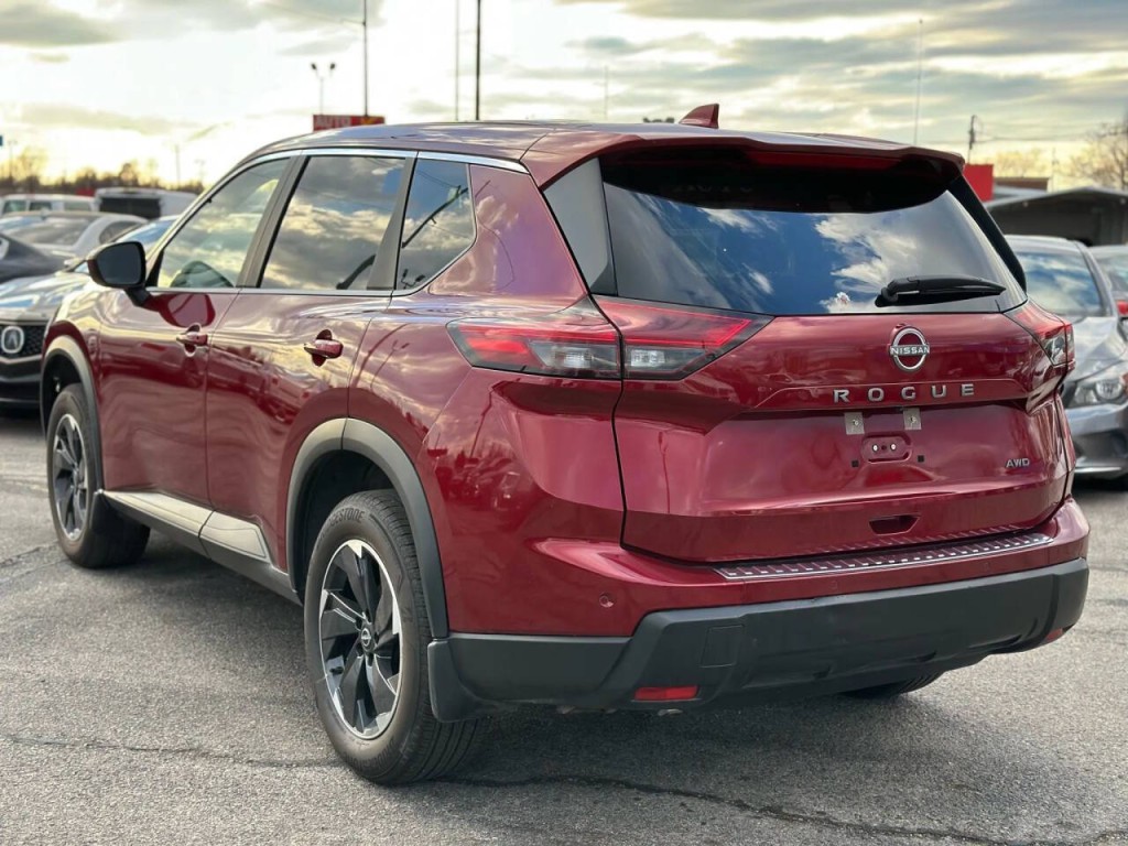 2025 Nissan Rogue Image 8