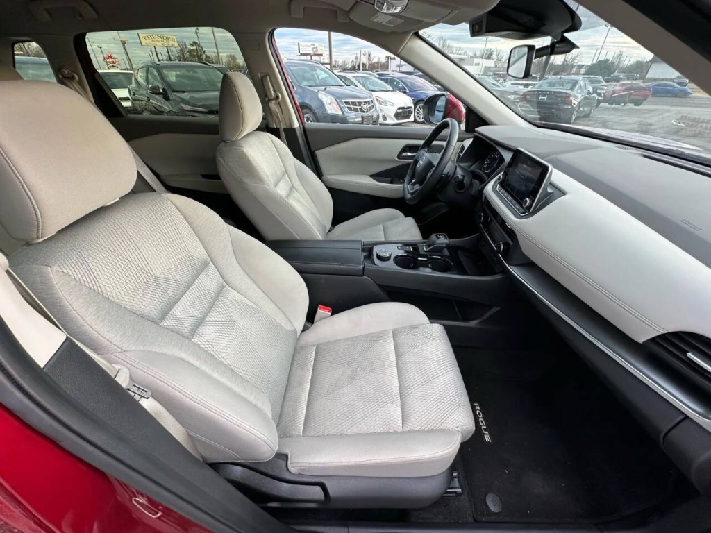 2025 Nissan Rogue Image 13