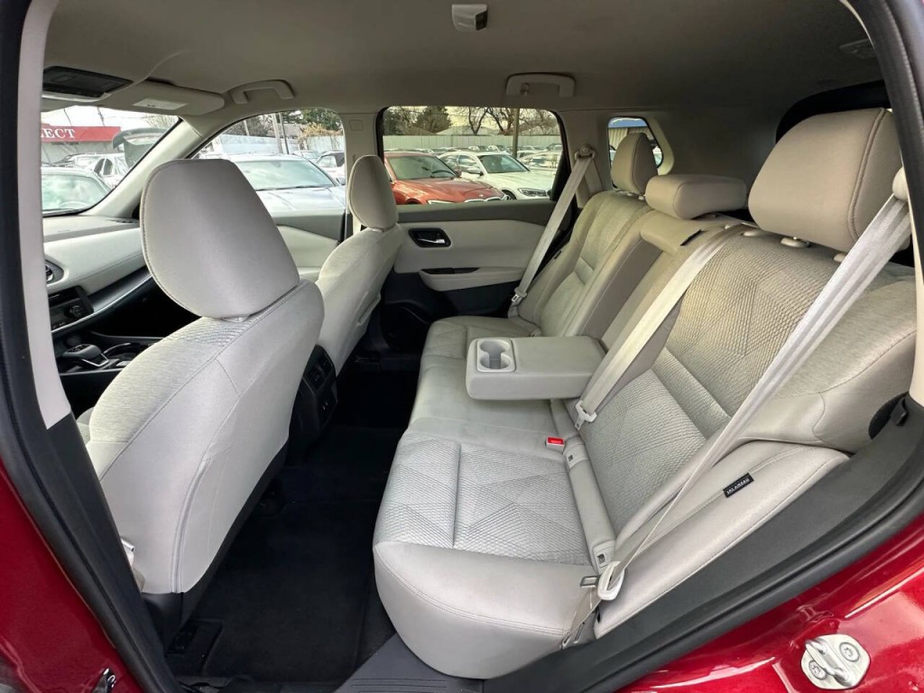 2025 Nissan Rogue Image 17