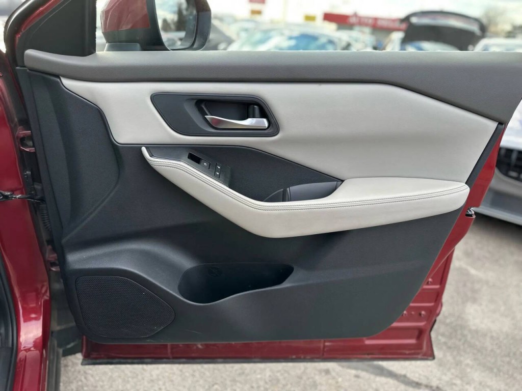 2025 Nissan Rogue Image 21