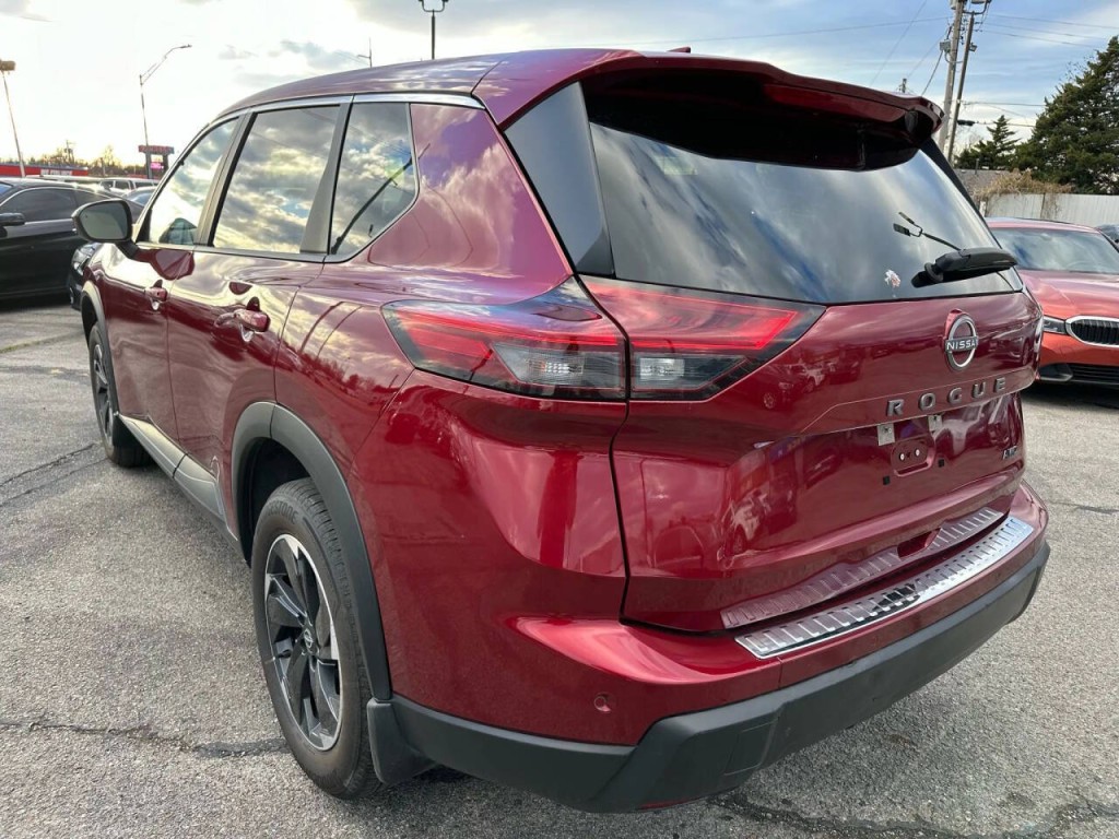 2025 Nissan Rogue Image 33
