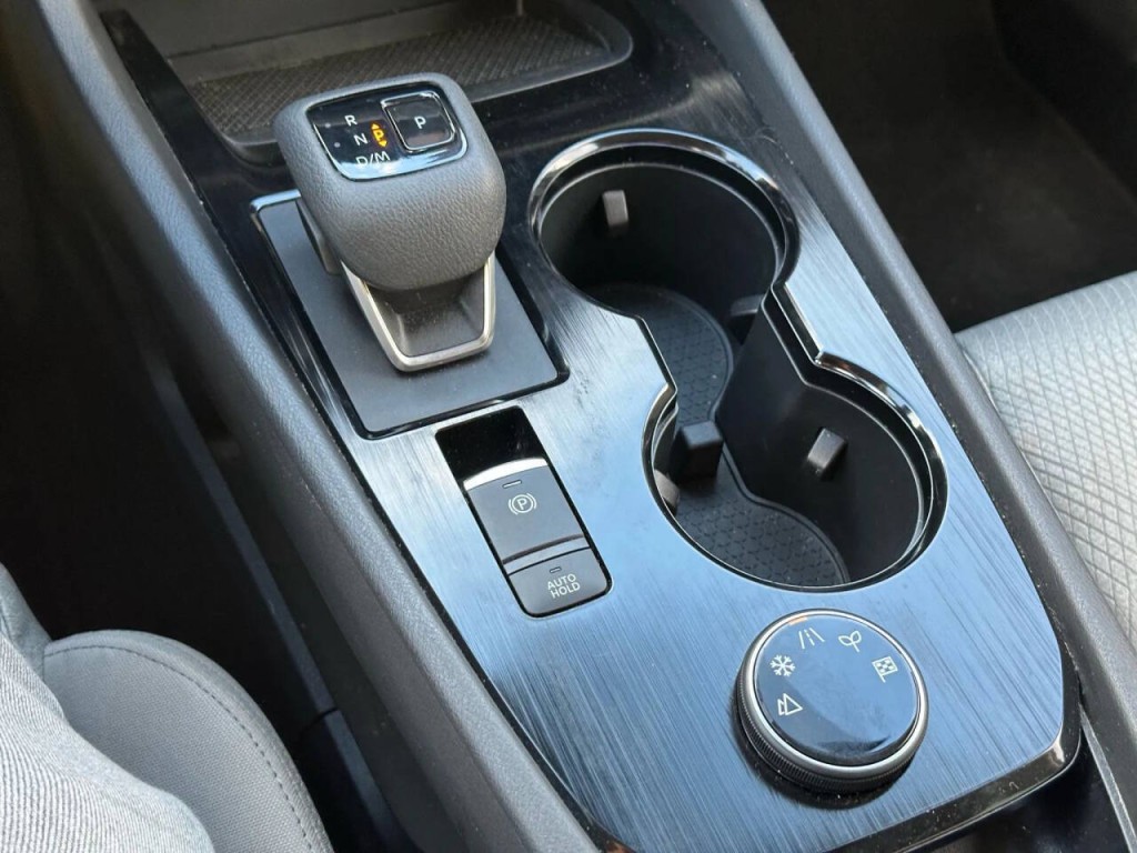 2025 Nissan Rogue Image 42