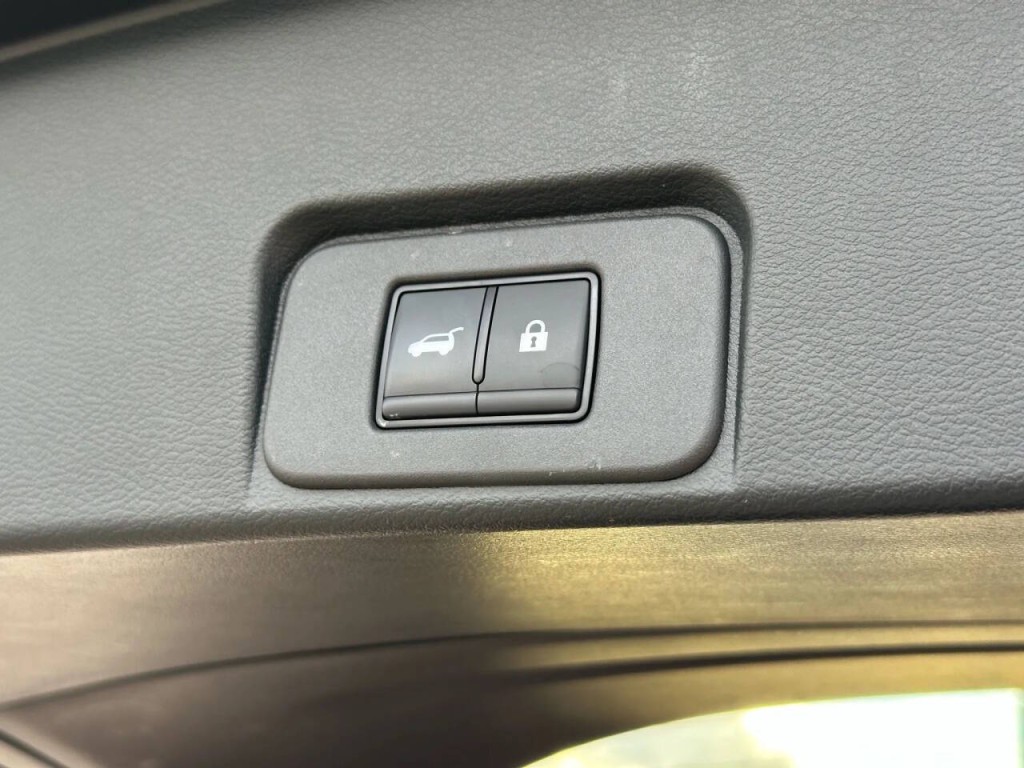 2025 Nissan Rogue Image 46