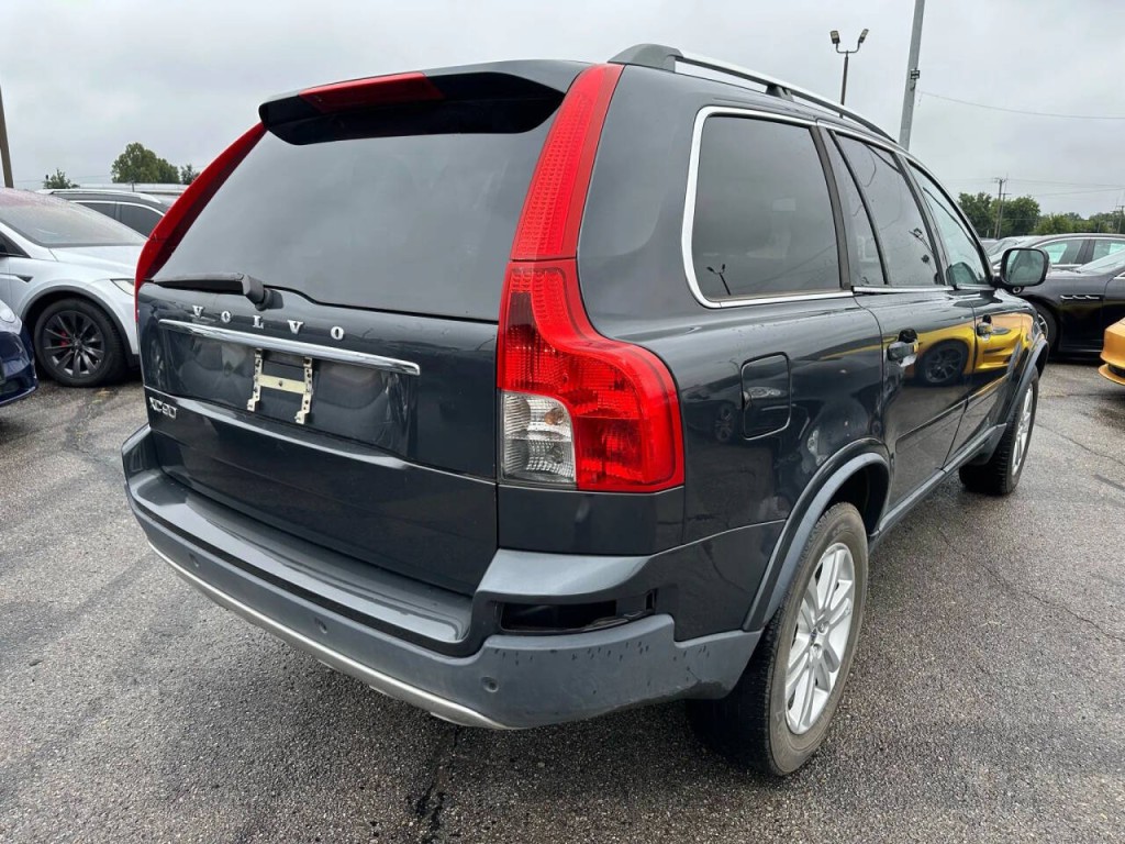 2011 Volvo XC90 Image 35