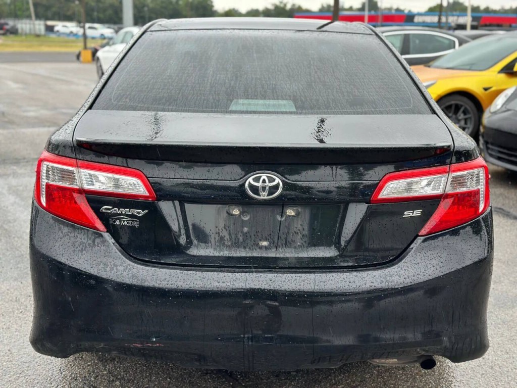 2013 Toyota Camry Image 7