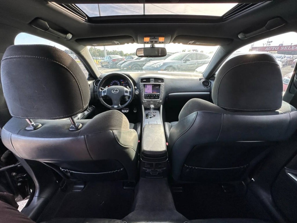 2013 Lexus IS 250 Image 15