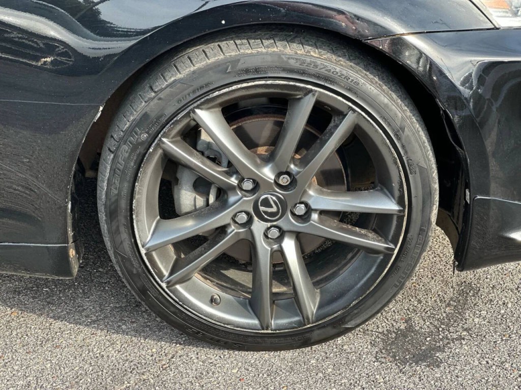 2013 Lexus IS 250 Image 24