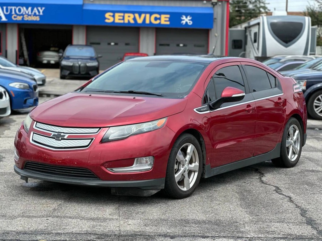 2011 Chevrolet Volt Image 2