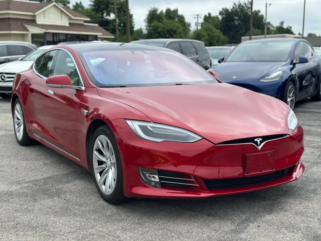2017 Tesla Model S Image 4