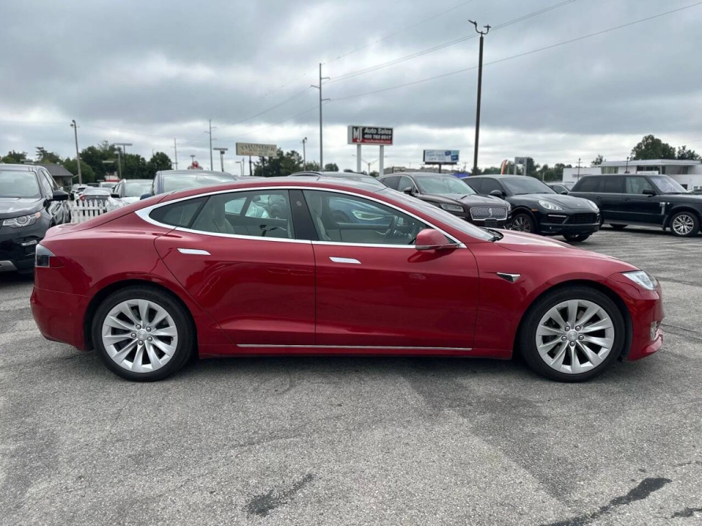 2017 Tesla Model S Image 5