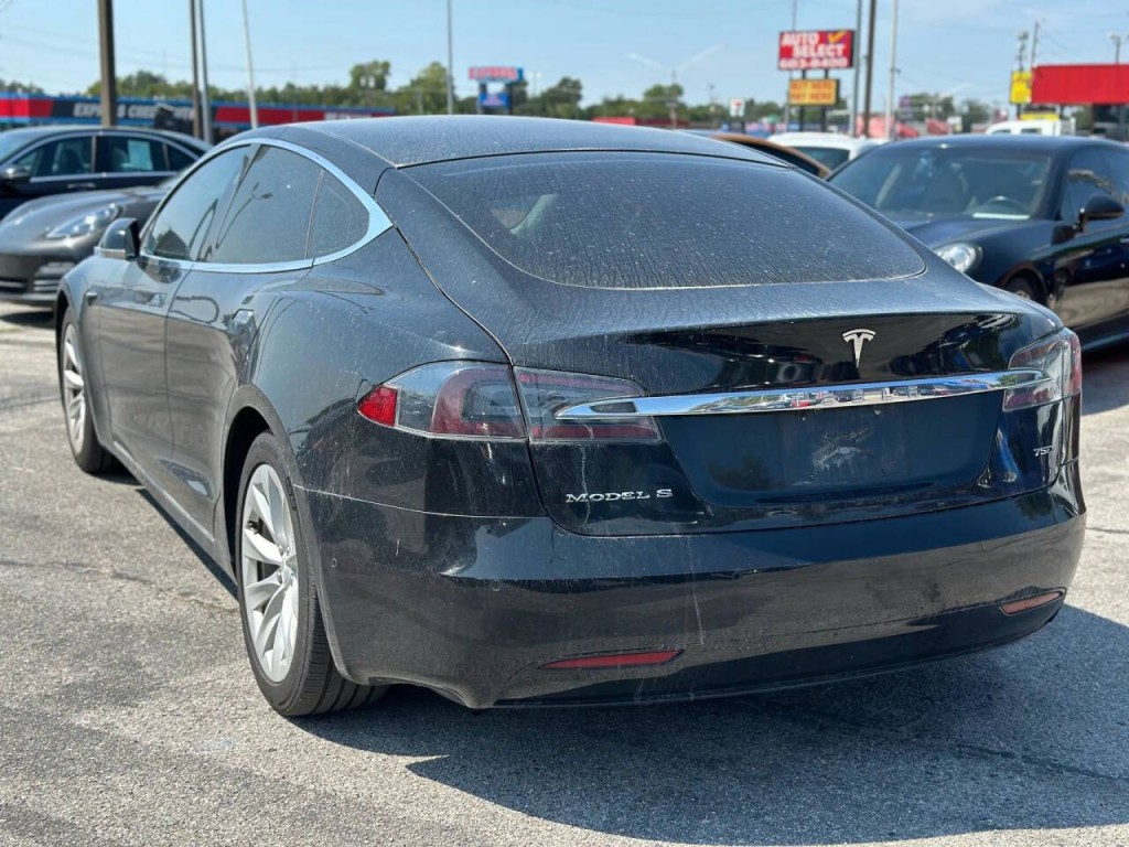 2018 Tesla Model S Image 8