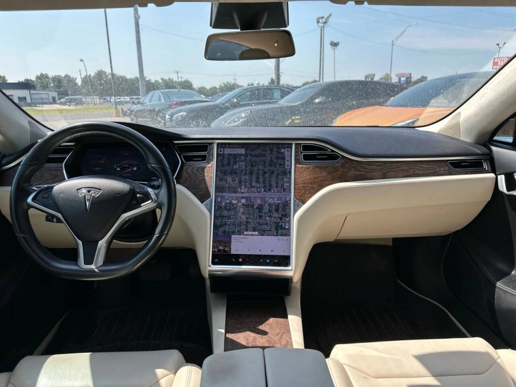 2018 Tesla Model S Image 12