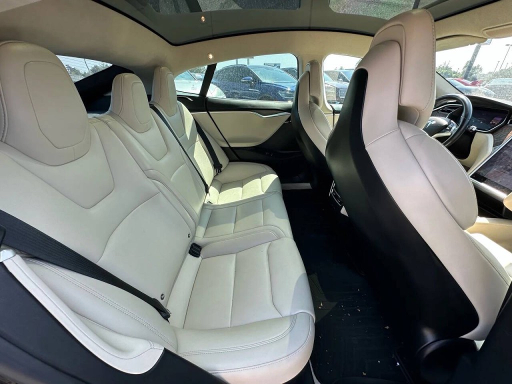 2018 Tesla Model S Image 14