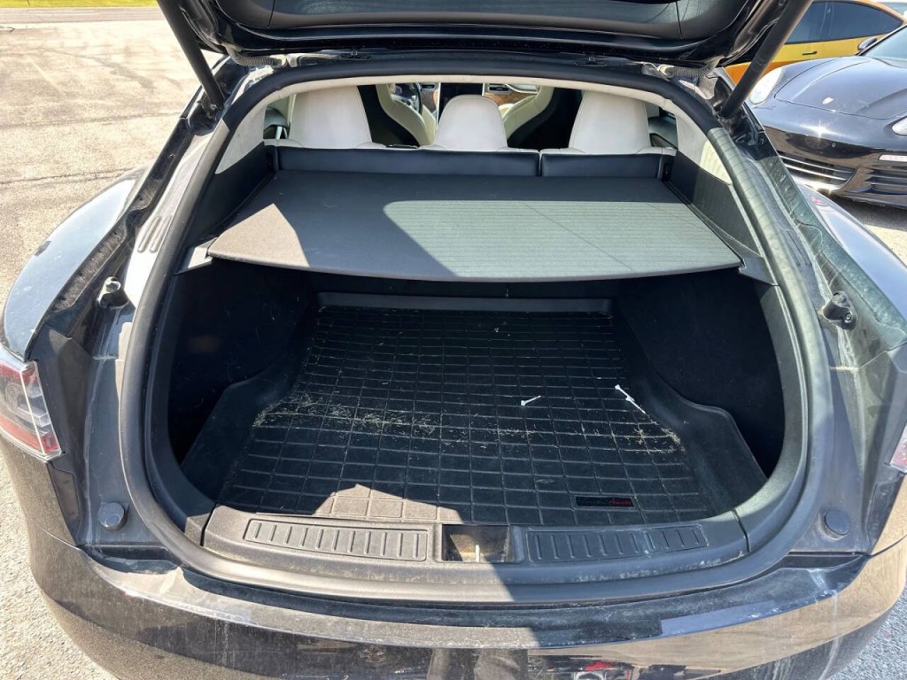 2018 Tesla Model S Image 18