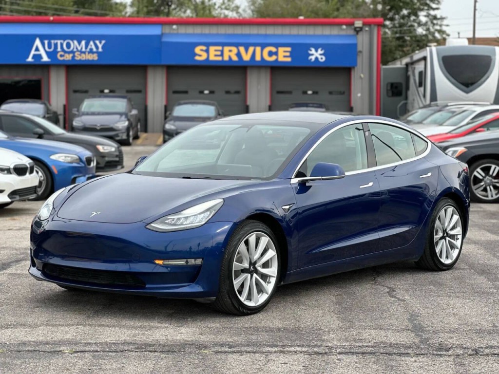 2020 Tesla Model 3 Image 2