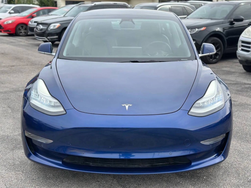 2020 Tesla Model 3 Image 4