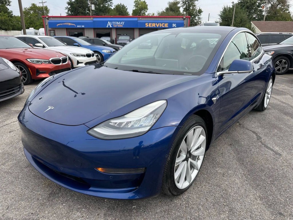 2020 Tesla Model 3 Image 29