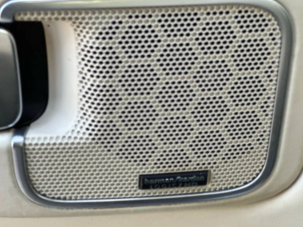 2012 Land Rover Range Rover Image 48