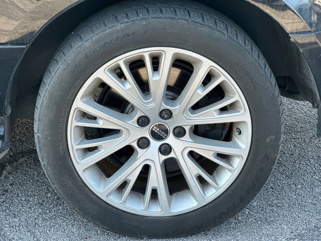 2012 Land Rover Range Rover Image 28