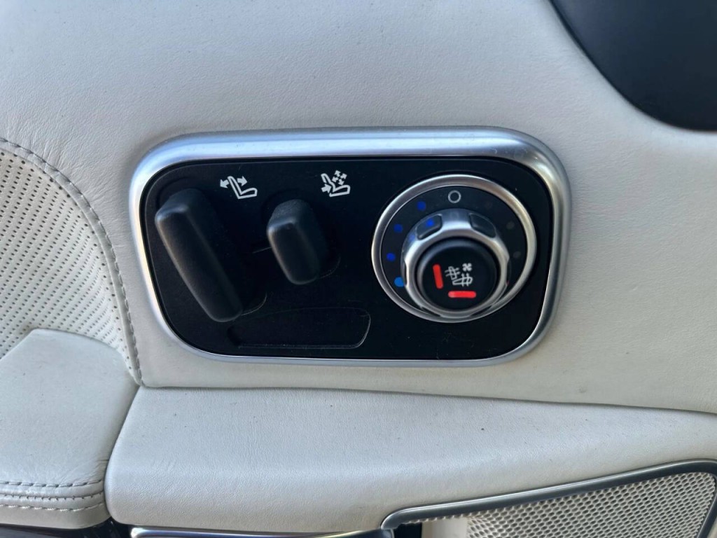 2012 Land Rover Range Rover Image 46