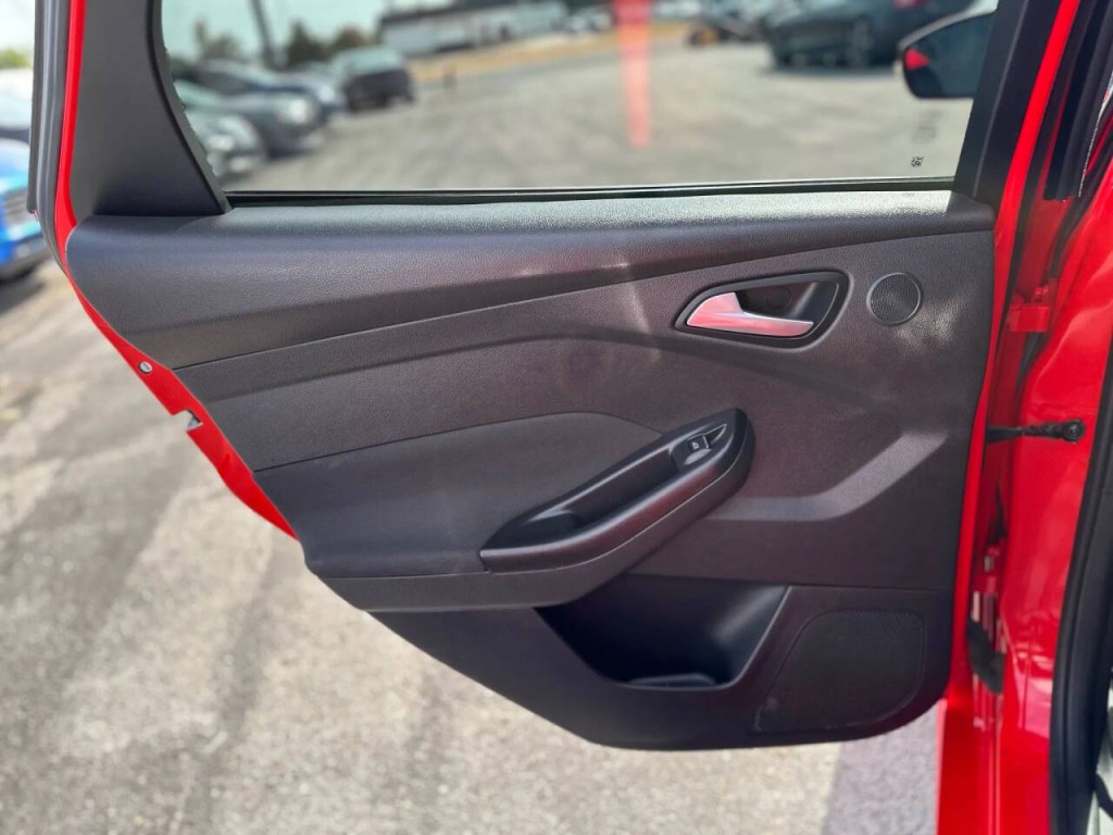 2014 Ford Focus Image 21