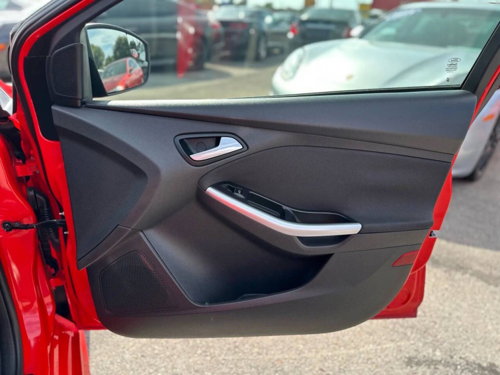 2014 Ford Focus Image 22