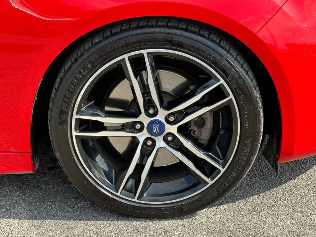 2014 Ford Focus Image 24