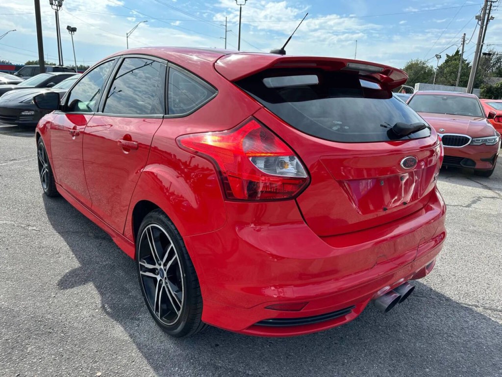 2014 Ford Focus Image 34