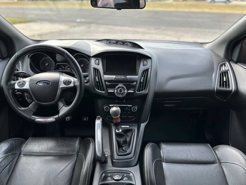 2014 Ford Focus Image 12