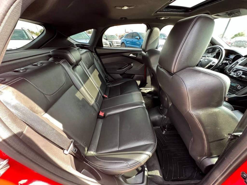 2014 Ford Focus Image 14