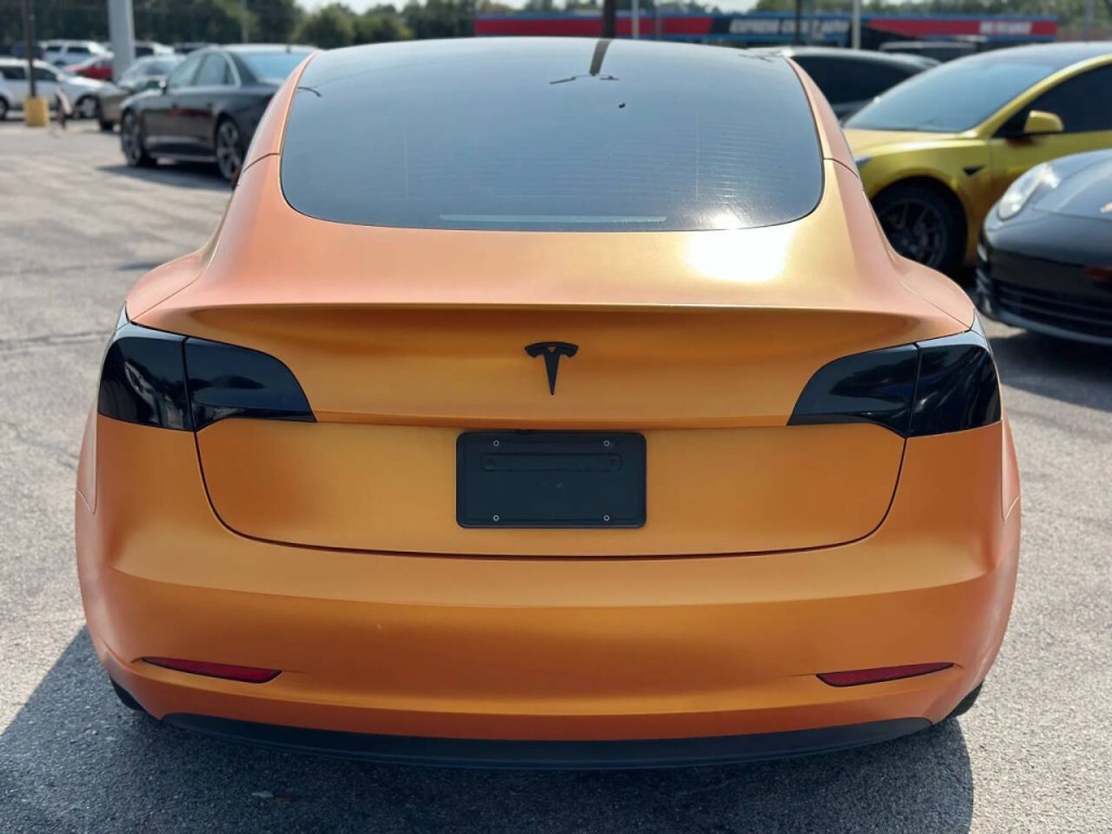 2023 Tesla Model 3 Image 6