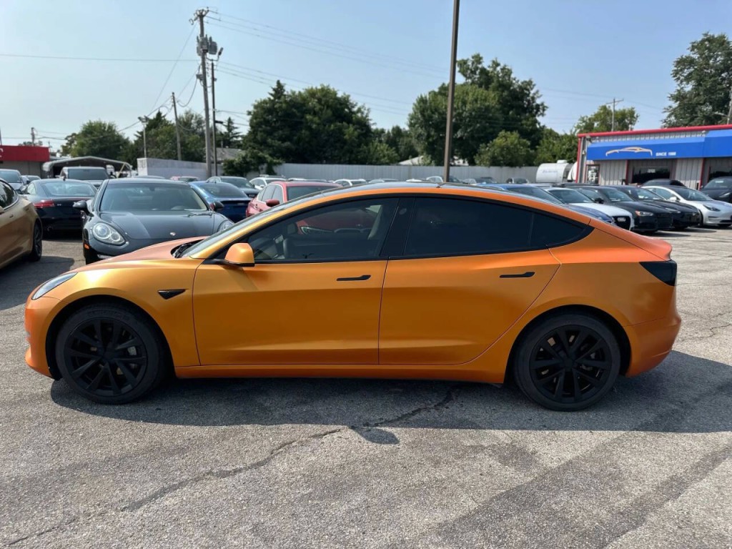 2023 Tesla Model 3 Image 8
