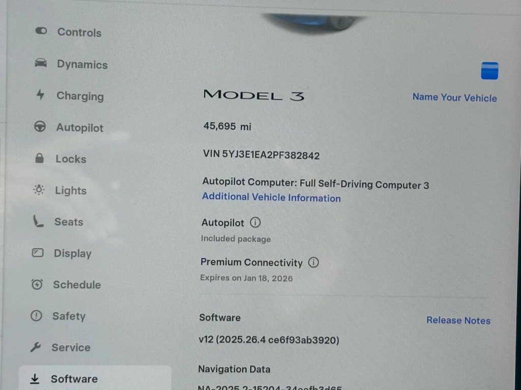 2023 Tesla Model 3 Image 24