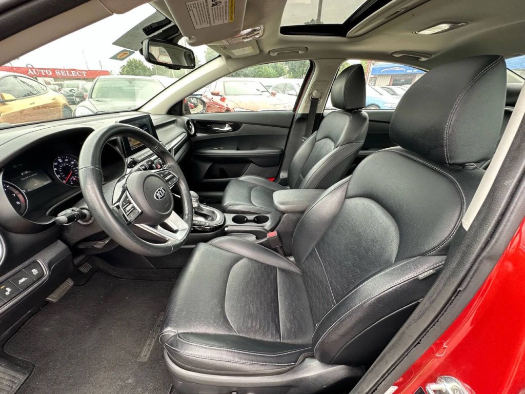 2019 Kia Forte Image 12