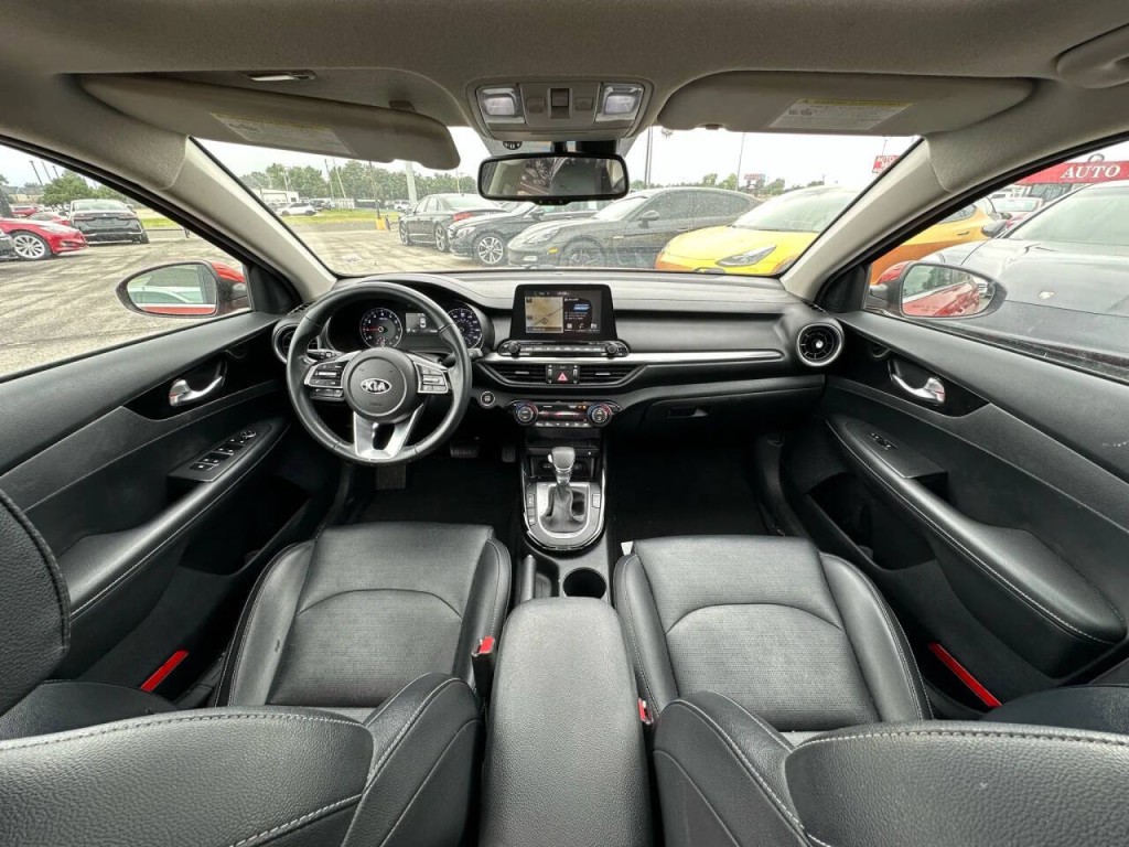 2019 Kia Forte Image 13