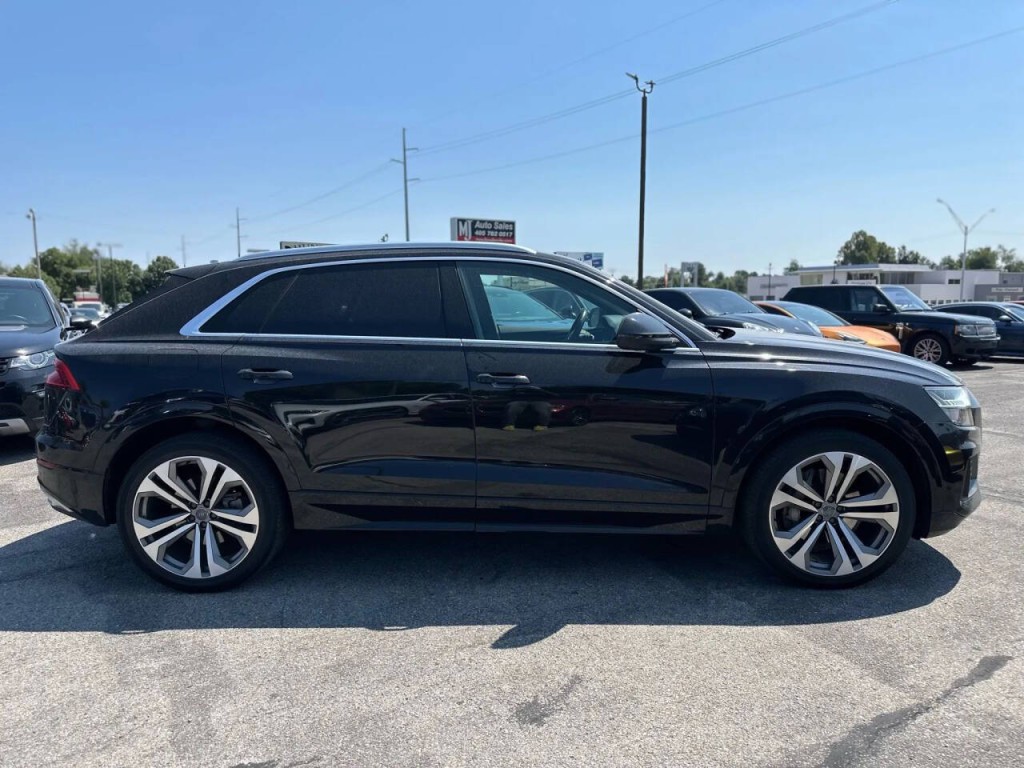 2019 Audi Q8 Image 5