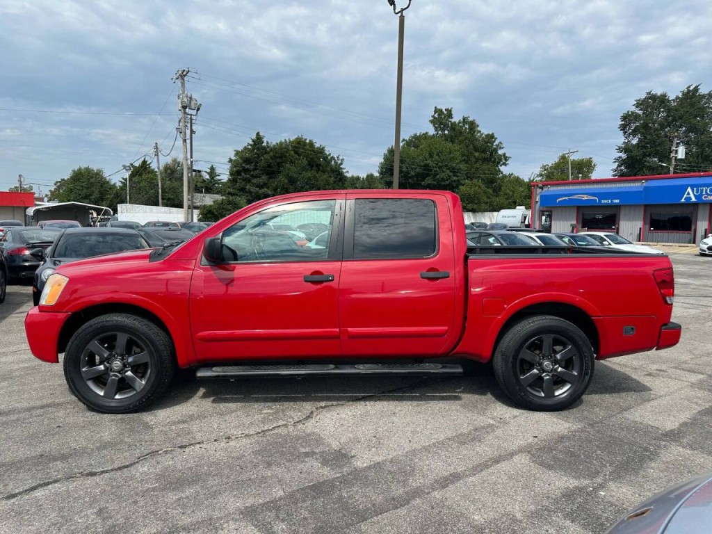 2012 Nissan Titan Image 33