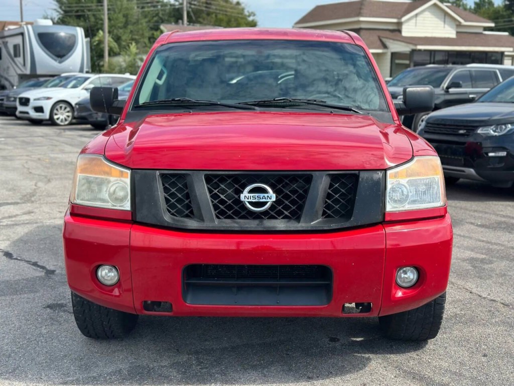 2012 Nissan Titan Image 3