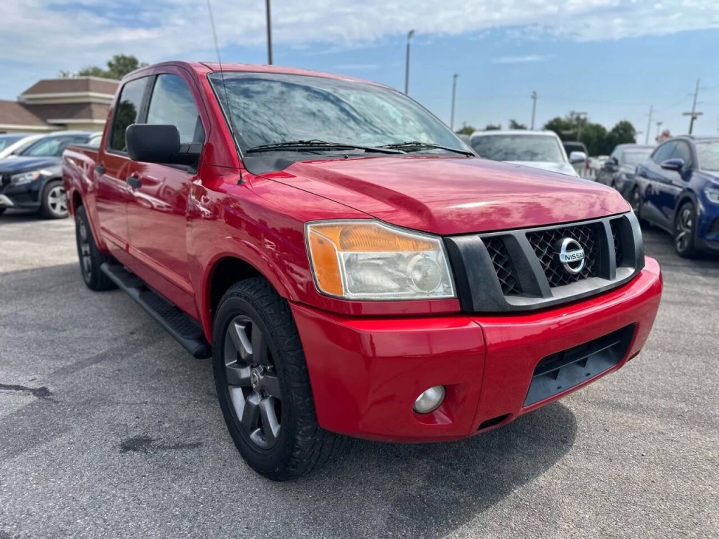 2012 Nissan Titan Image 4