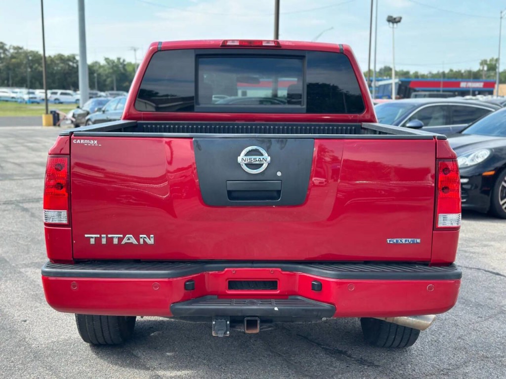 2012 Nissan Titan Image 7