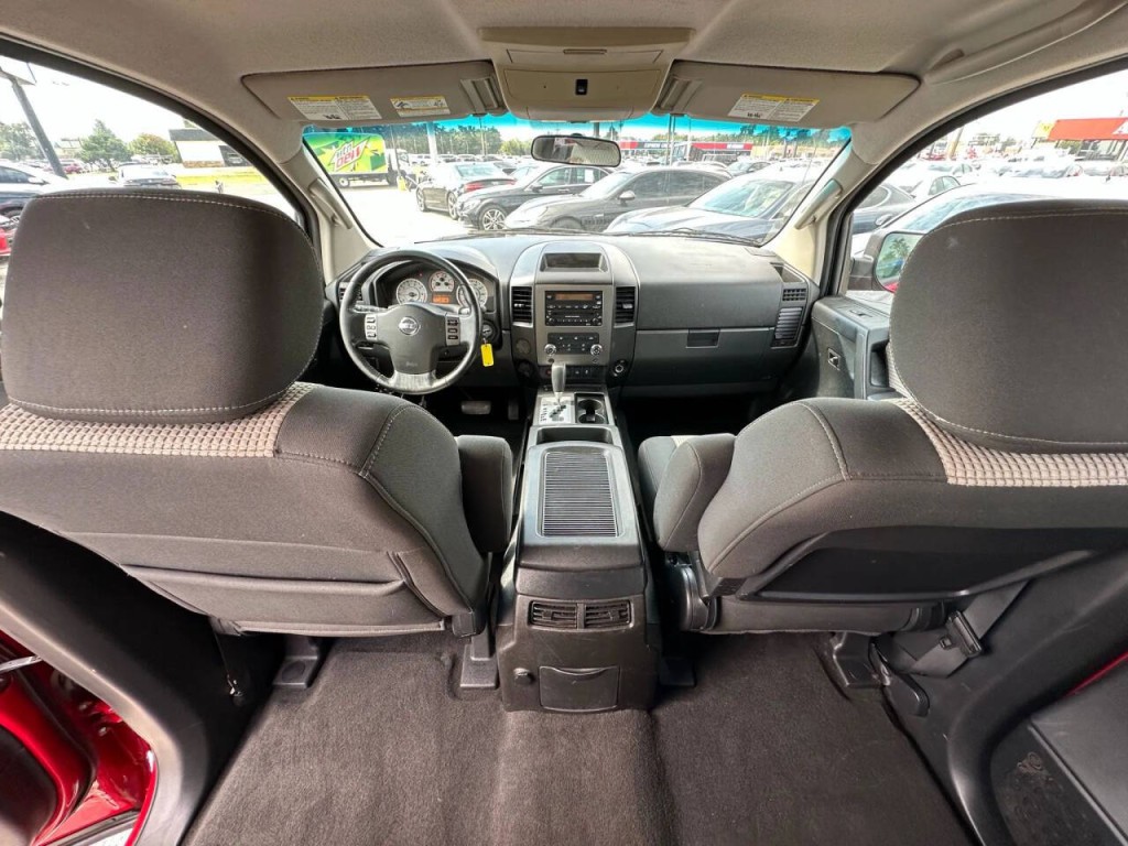 2012 Nissan Titan Image 15