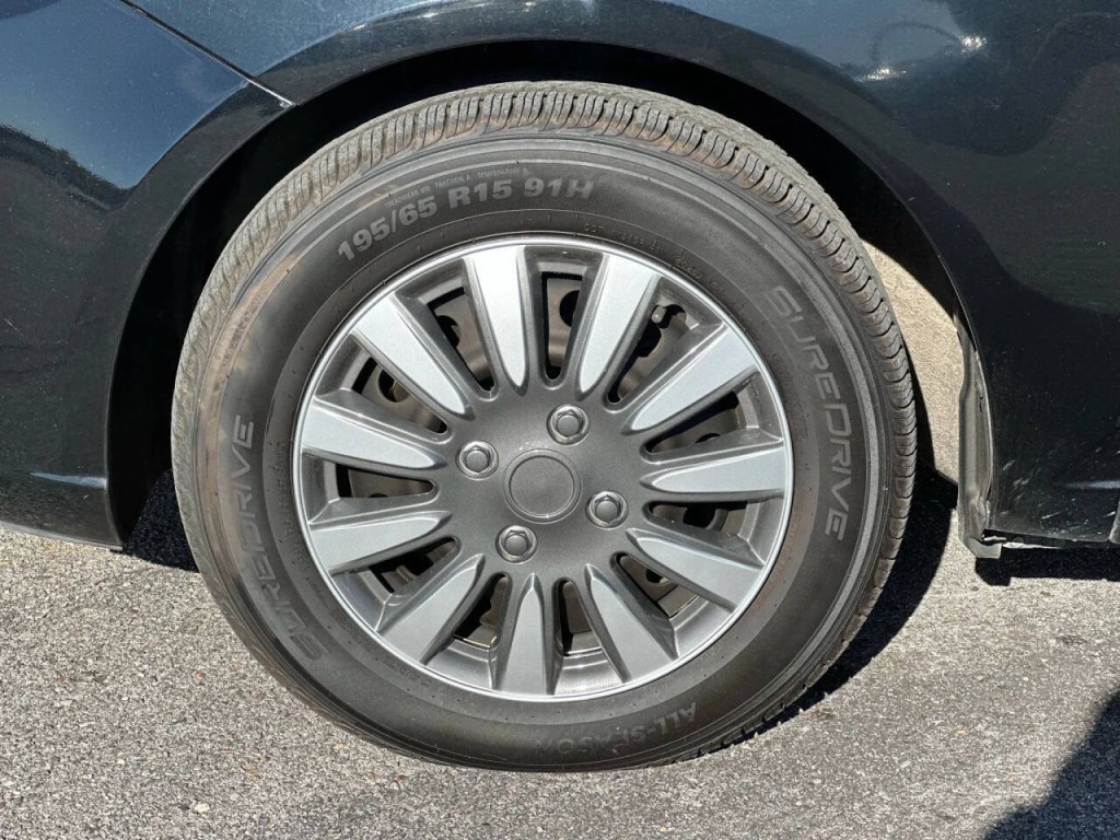 2013 Kia Forte Image 23