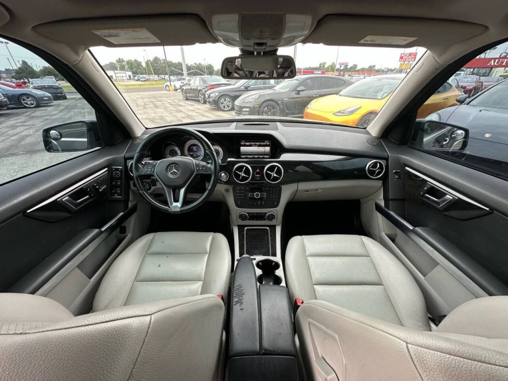 2014 Mercedes-Benz GLK-Class Image 11