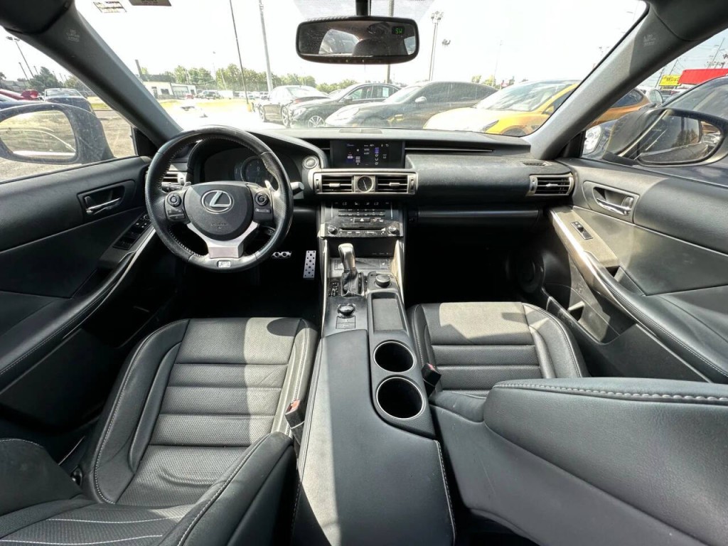 2014 Lexus IS 250 Image 2