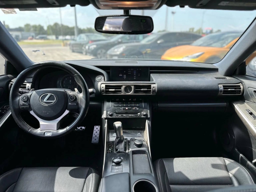 2014 Lexus IS 250 Image 12