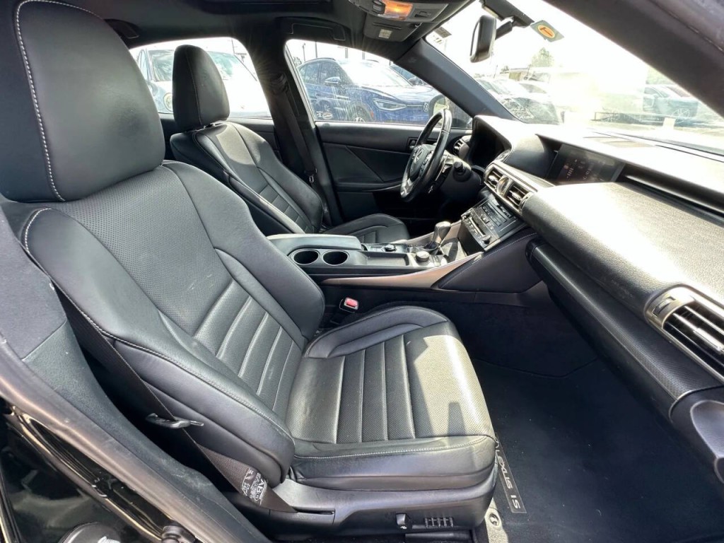 2014 Lexus IS 250 Image 13